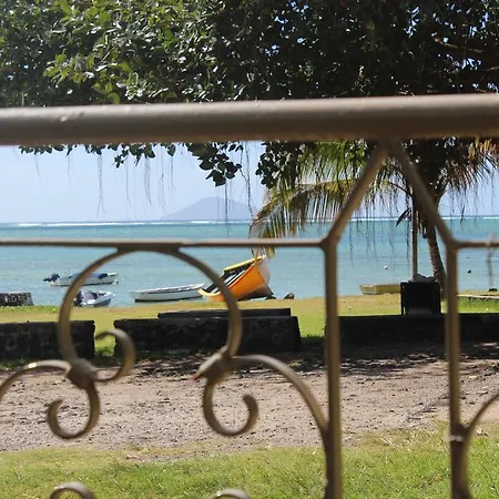 Whynot Mauritius Apartment Grande Gaube Exterior photo